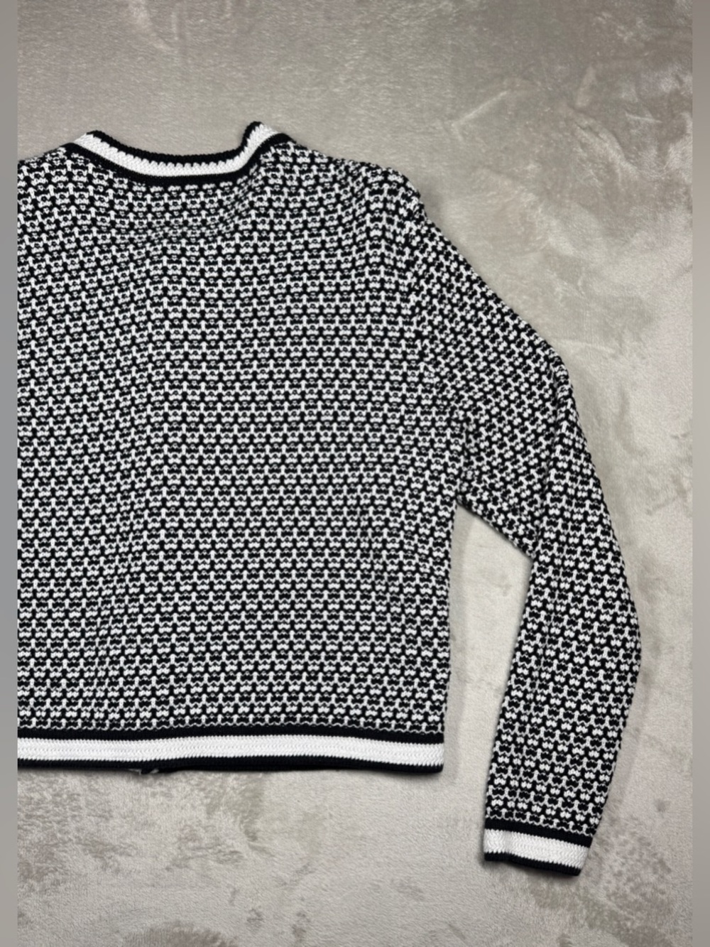 Ann Taylor Black and White Textured Knit Cardigan - Picture 11 of 13